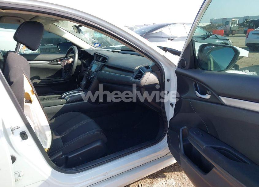 Photo 5 of 2020 Honda Civic LX (VIN 2HGFC2F68LH565560)