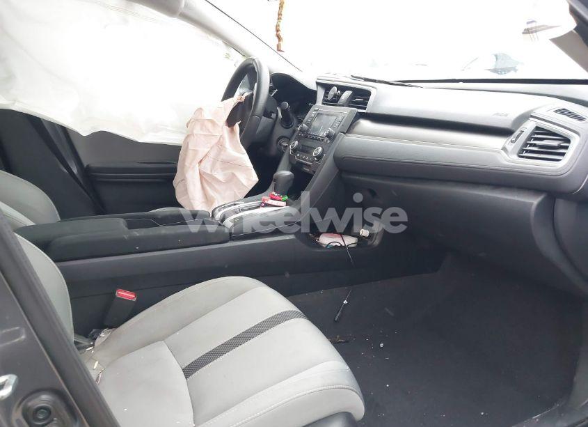 Photo 5 of 2020 Honda Civic LX (VIN 2HGFC2F68LH576817)