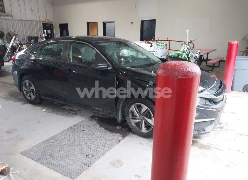 2020 Honda Civic LX (VIN 2HGFC2F68LH600470) main photo