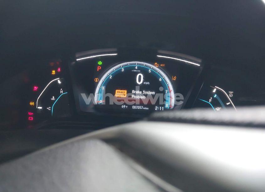 Photo 7 of 2020 Honda Civic LX (VIN 2HGFC2F68LH600470)