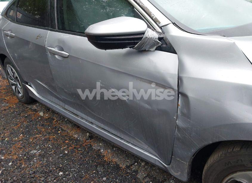 Photo 17 of 2019 Honda Civic LX (VIN 2HGFC2F69KH509268)