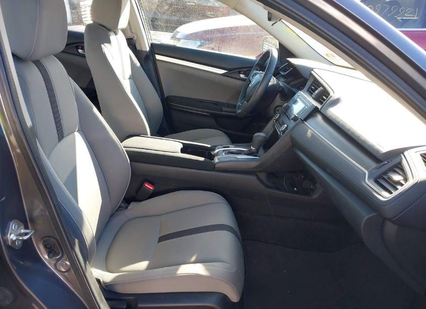 Photo 5 of 2019 Honda Civic LX (VIN 2HGFC2F69KH510517)