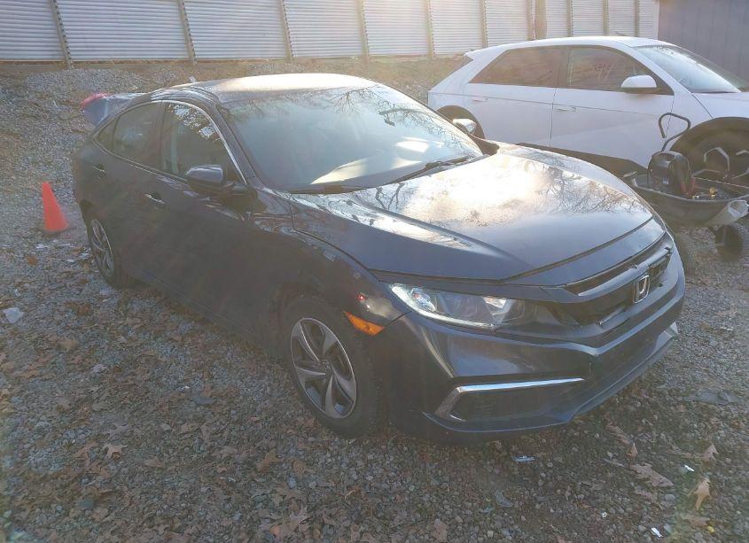 2019 Honda Civic LX (VIN 2HGFC2F69KH532534) main photo