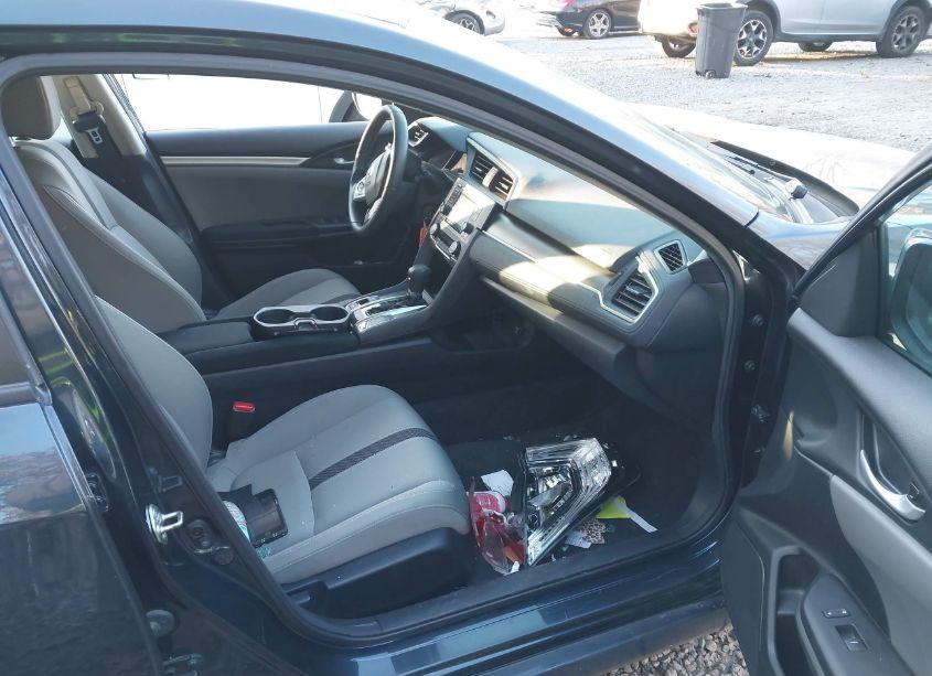 Photo 5 of 2019 Honda Civic LX (VIN 2HGFC2F69KH532534)