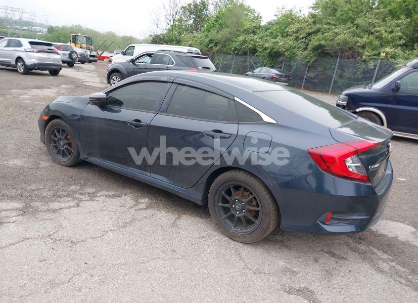 Photo 3 of 2019 Honda Civic LX (VIN 2HGFC2F69KH533618)