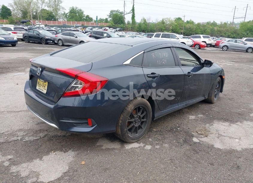 Photo 4 of 2019 Honda Civic LX (VIN 2HGFC2F69KH533618)