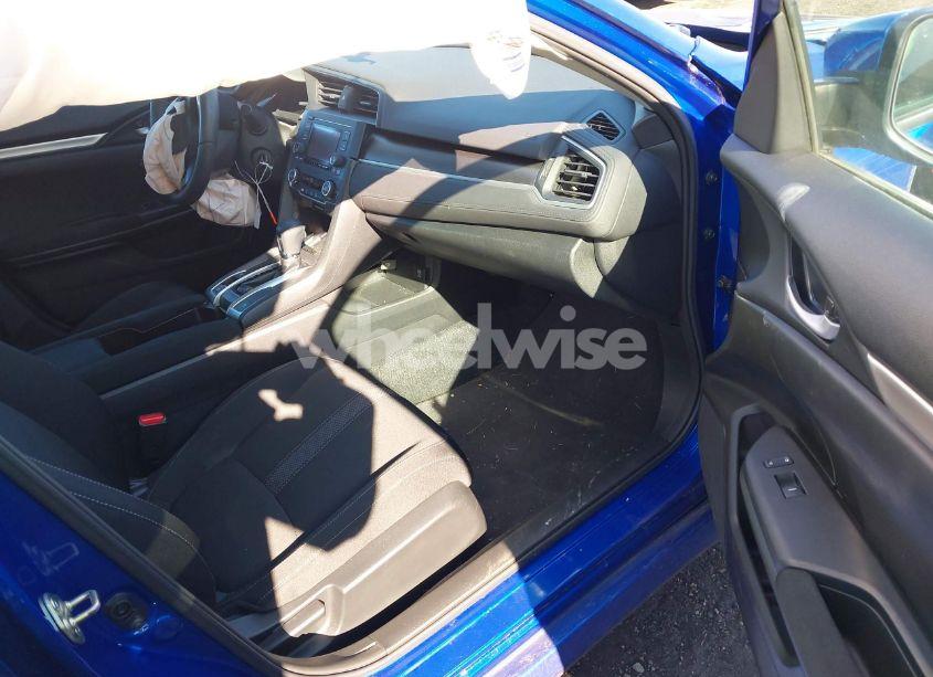 Photo 5 of 2019 Honda Civic LX (VIN 2HGFC2F69KH534784)