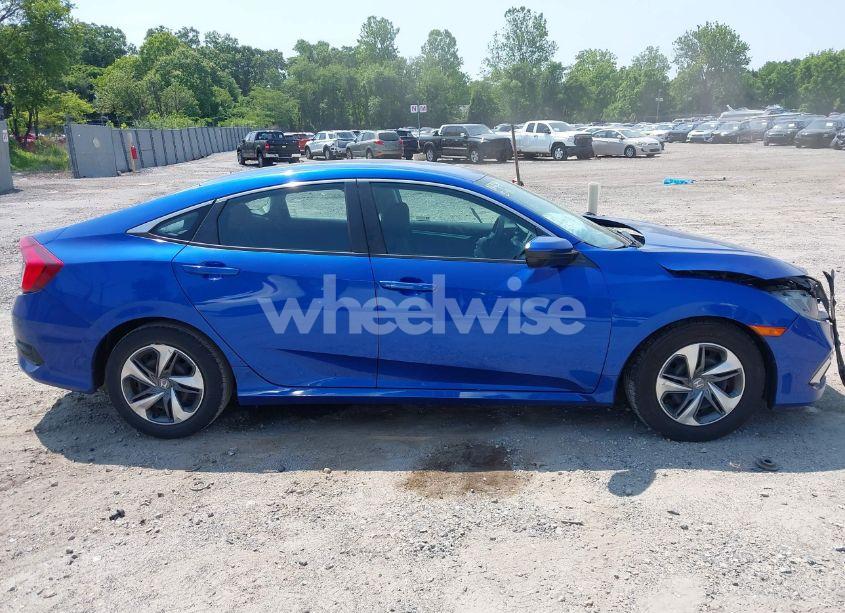 Photo 13 of 2019 Honda Civic LX (VIN 2HGFC2F69KH538933)