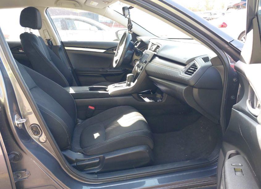 Photo 5 of 2019 Honda Civic LX (VIN 2HGFC2F69KH545008)