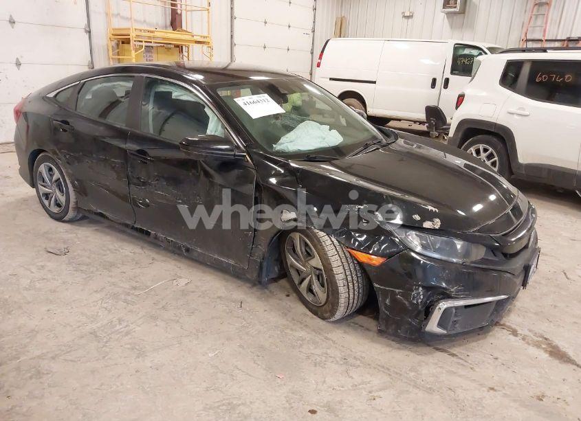 2019 Honda Civic LX (VIN 2HGFC2F69KH555697) main photo