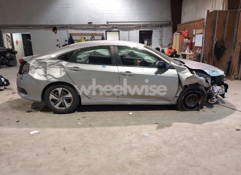 Photo 13 of 2019 Honda Civic LX (VIN 2HGFC2F69KH562696)