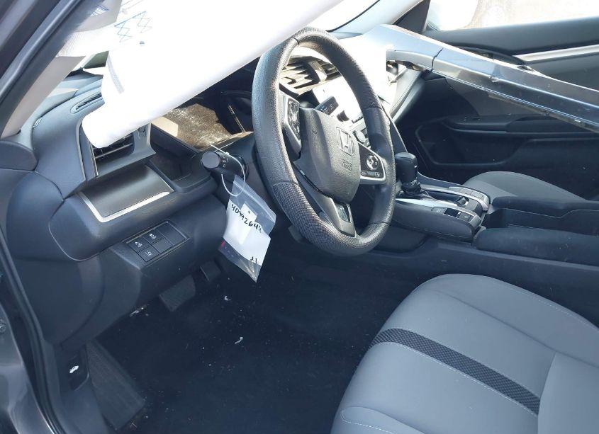 Photo 19 of 2019 Honda Civic LX (VIN 2HGFC2F69KH589929)