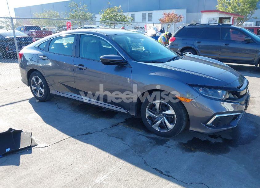 2019 Honda Civic LX (VIN 2HGFC2F69KH589932) main photo
