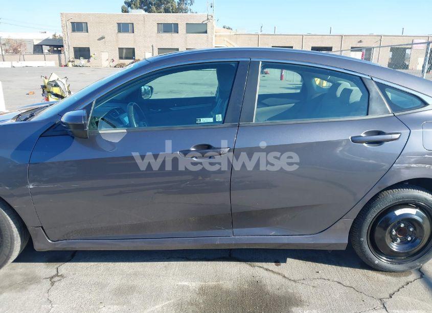 Photo 14 of 2019 Honda Civic LX (VIN 2HGFC2F69KH589932)