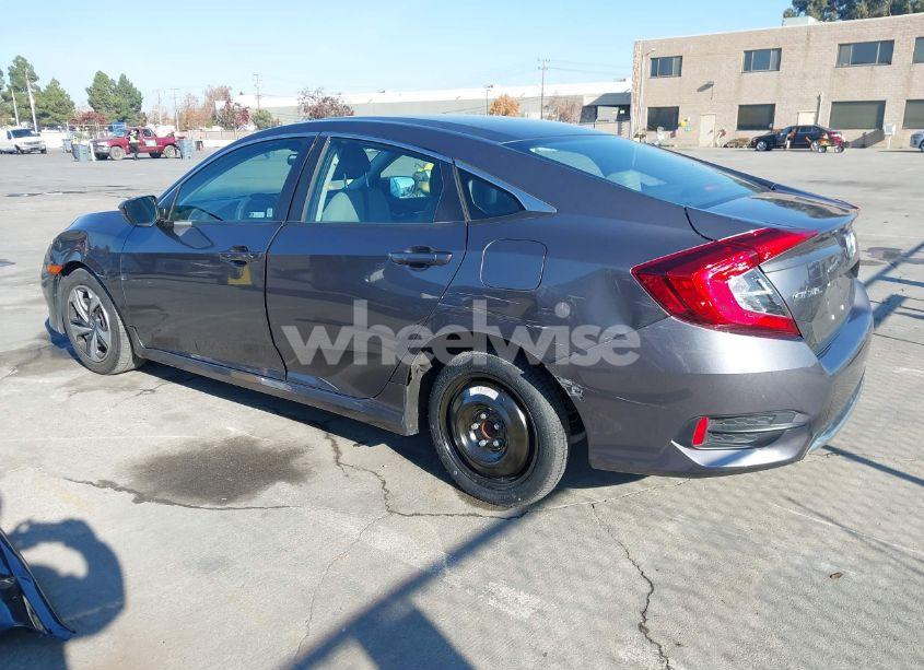 Photo 3 of 2019 Honda Civic LX (VIN 2HGFC2F69KH589932)