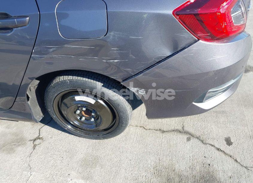 Photo 6 of 2019 Honda Civic LX (VIN 2HGFC2F69KH589932)