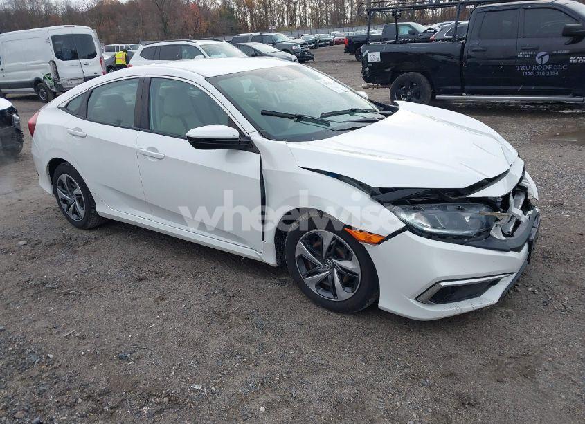 2019 Honda Civic LX (VIN 2HGFC2F69KH603554) main photo
