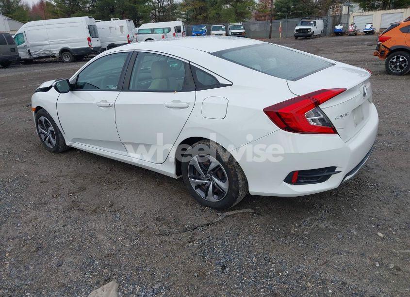 Photo 3 of 2019 Honda Civic LX (VIN 2HGFC2F69KH603554)