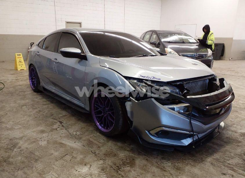2020 Honda Civic LX (VIN 2HGFC2F69LH504881) main photo