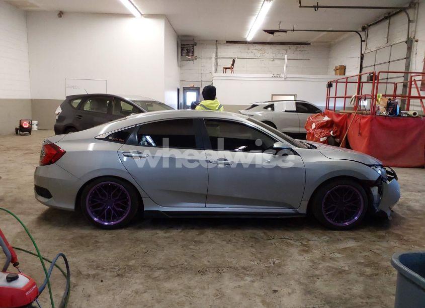 Photo 13 of 2020 Honda Civic LX (VIN 2HGFC2F69LH504881)