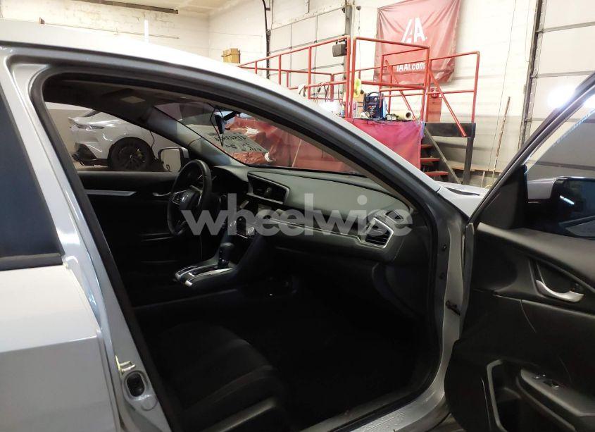 Photo 5 of 2020 Honda Civic LX (VIN 2HGFC2F69LH504881)