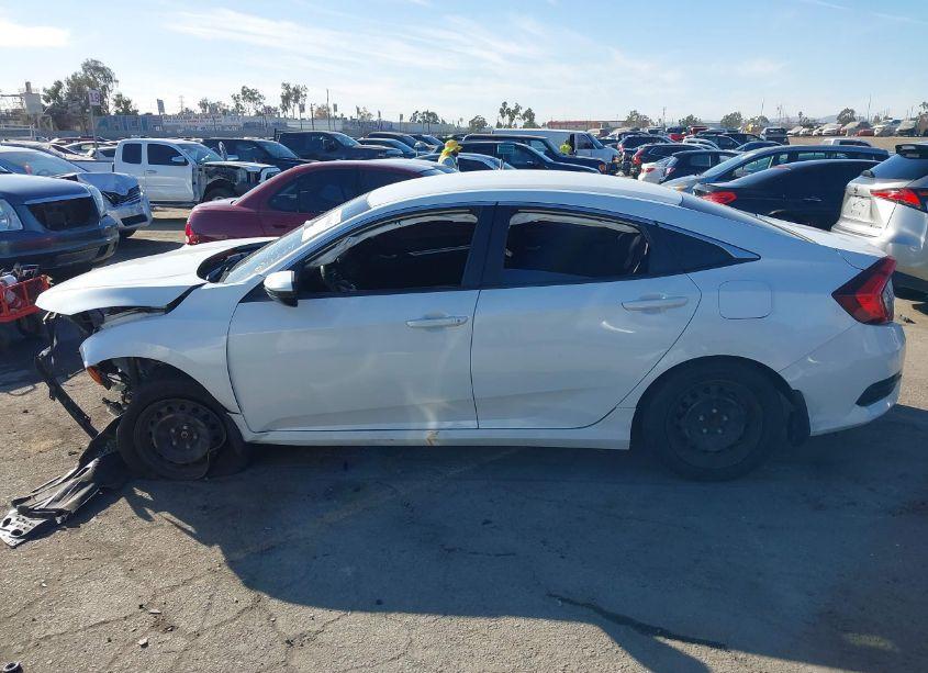 Photo 15 of 2020 Honda Civic LX (VIN 2HGFC2F69LH513130)