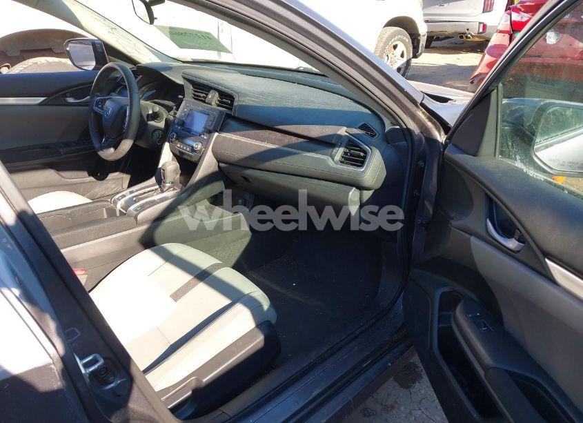 Photo 5 of 2020 Honda Civic LX (VIN 2HGFC2F69LH517369)