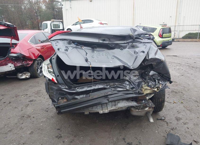 Photo 17 of 2020 Honda Civic LX (VIN 2HGFC2F69LH522961)