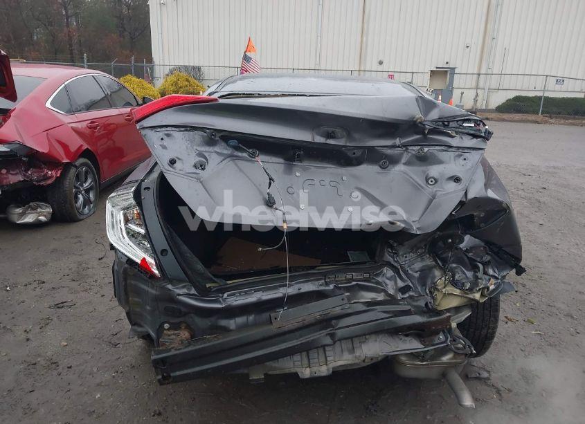 Photo 6 of 2020 Honda Civic LX (VIN 2HGFC2F69LH522961)