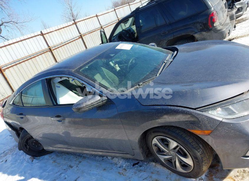 Photo 13 of 2020 Honda Civic LX (VIN 2HGFC2F69LH581783)