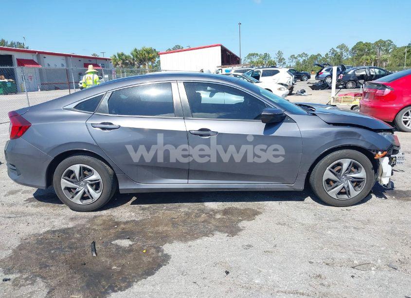 Photo 13 of 2020 Honda Civic LX (VIN 2HGFC2F69LH588815)