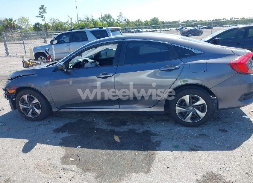 Photo 14 of 2020 Honda Civic LX (VIN 2HGFC2F69LH588815)