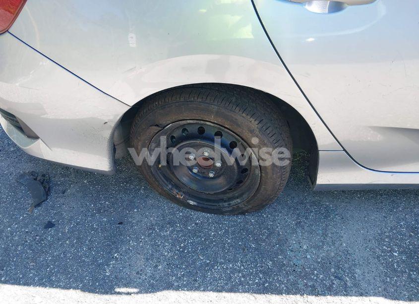 Photo 11 of 2020 Honda Civic LX (VIN 2HGFC2F69LH590161)