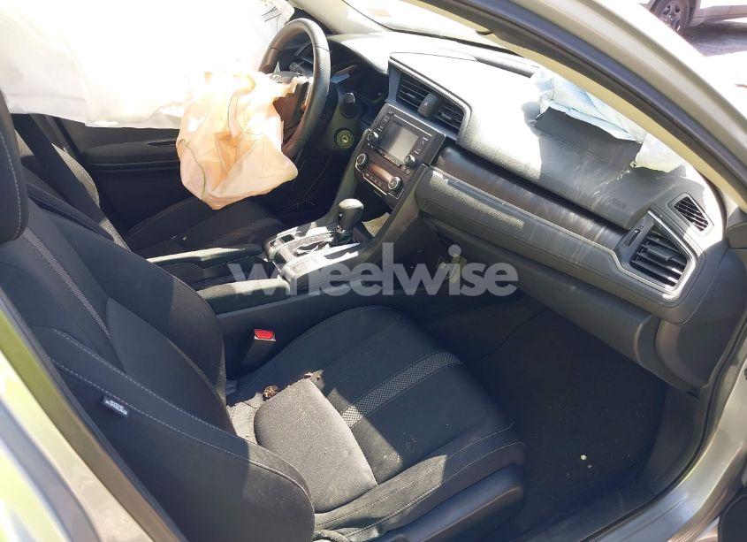 Photo 5 of 2020 Honda Civic LX (VIN 2HGFC2F69LH590161)