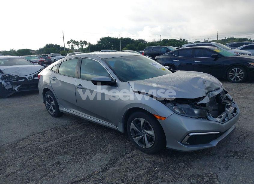 2021 Honda Civic LX (VIN 2HGFC2F69MH541916) main photo