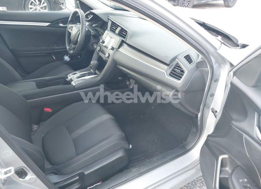 Photo 5 of 2021 Honda Civic LX (VIN 2HGFC2F69MH541916)