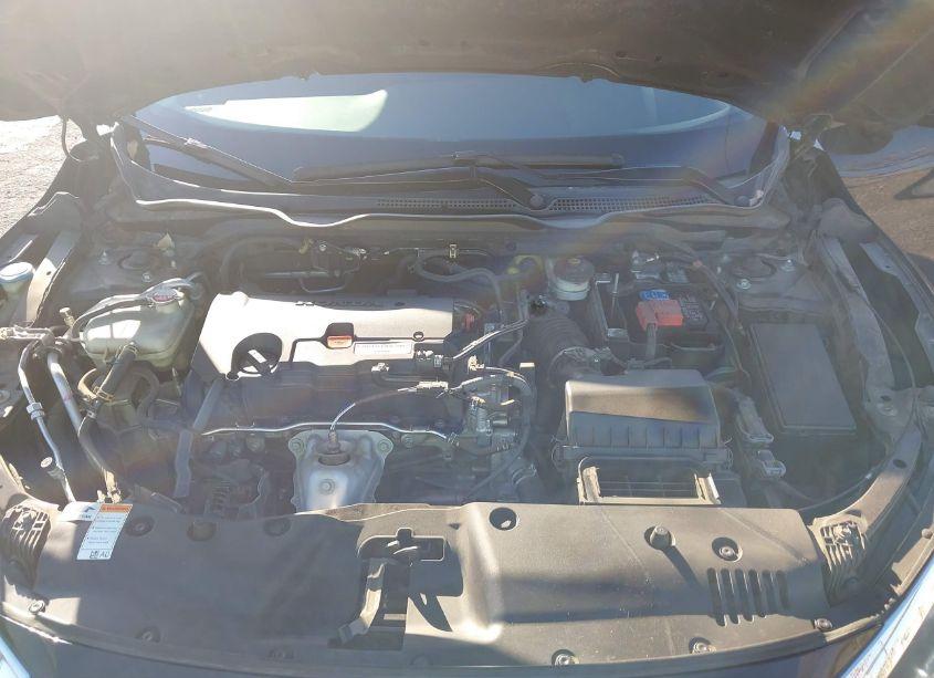 Photo 10 of 2018 Honda Civic LX (VIN 2HGFC2F6XJH547882)