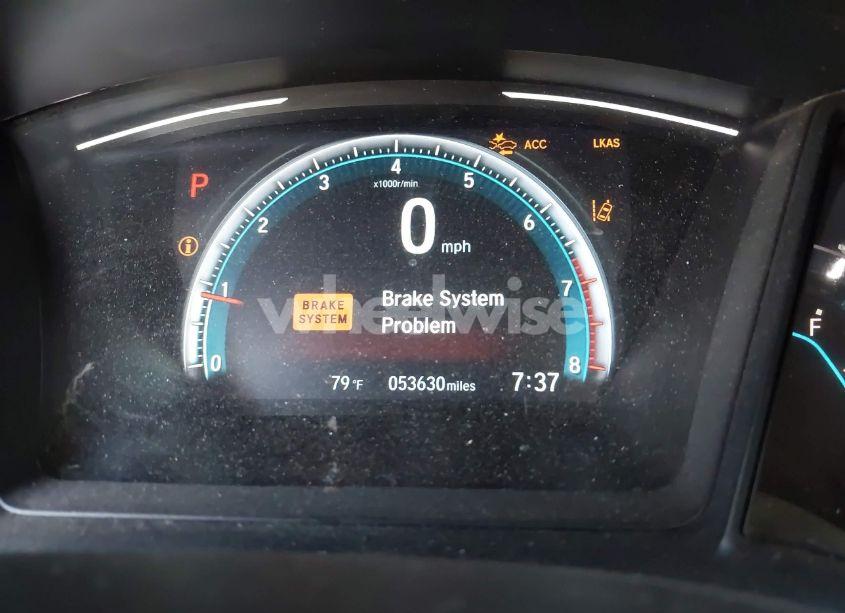 Photo 15 of 2019 Honda Civic LX (VIN 2HGFC2F6XKH501535)