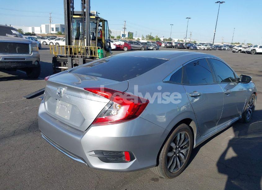 Photo 4 of 2019 Honda Civic LX (VIN 2HGFC2F6XKH501535)