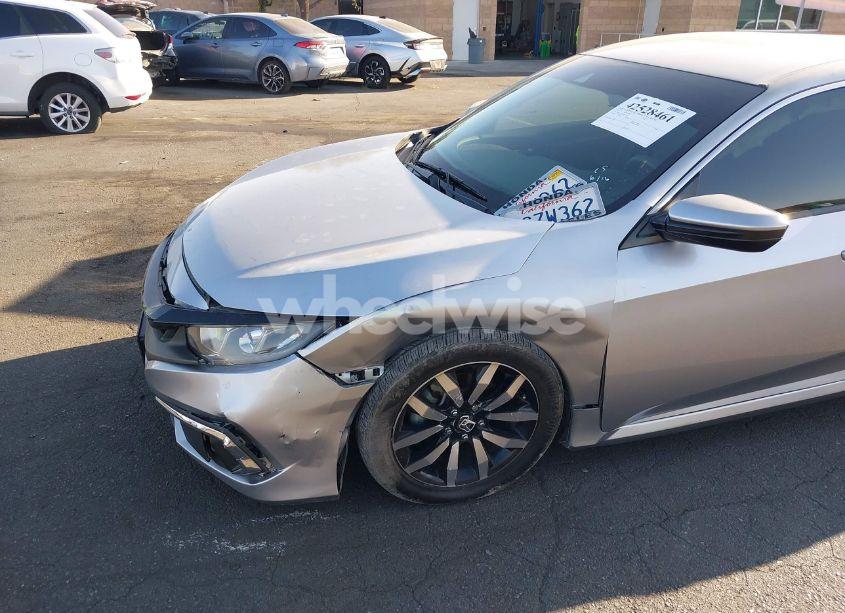 Photo 6 of 2019 Honda Civic LX (VIN 2HGFC2F6XKH501535)