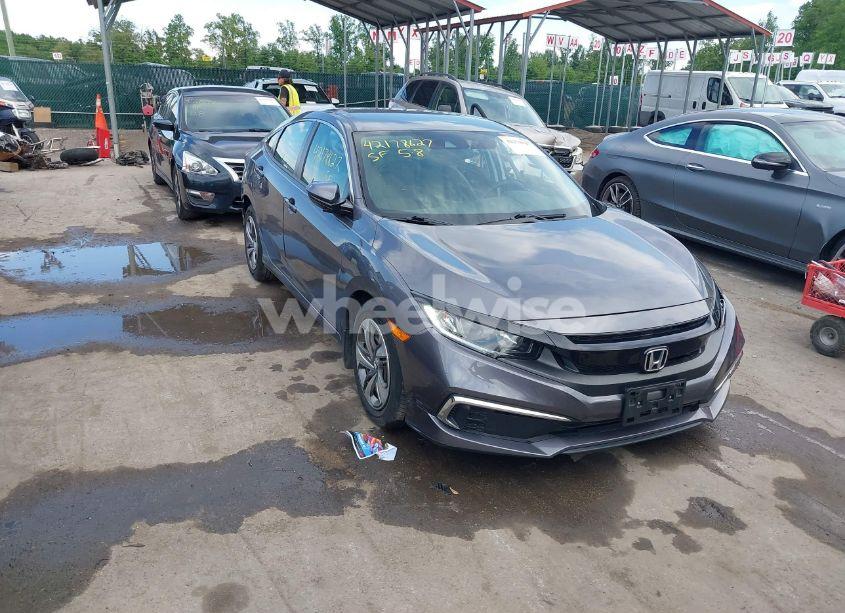 2019 Honda Civic LX (VIN 2HGFC2F6XKH502913) main photo