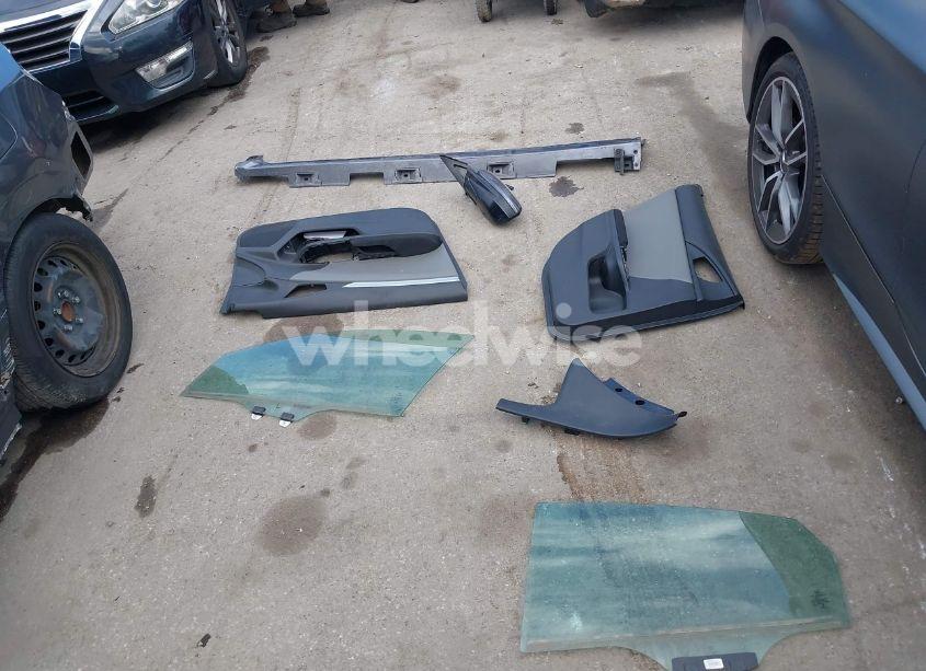 Photo 12 of 2019 Honda Civic LX (VIN 2HGFC2F6XKH502913)