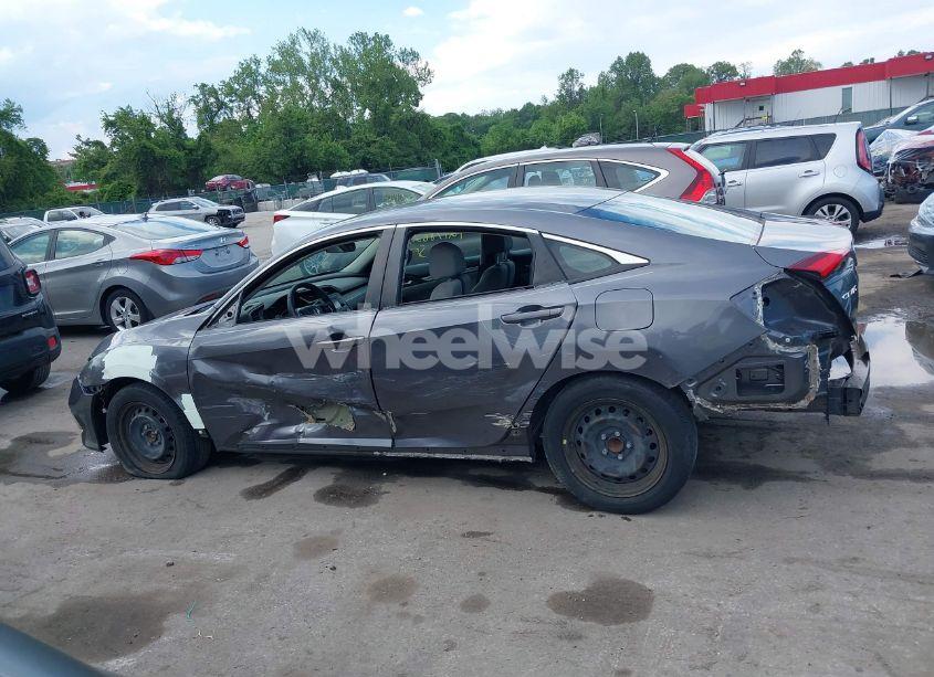 Photo 15 of 2019 Honda Civic LX (VIN 2HGFC2F6XKH502913)