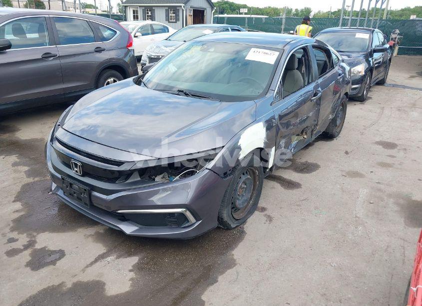Photo 2 of 2019 Honda Civic LX (VIN 2HGFC2F6XKH502913)