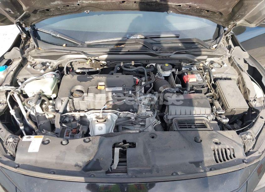 Photo 10 of 2019 Honda Civic LX (VIN 2HGFC2F6XKH509425)