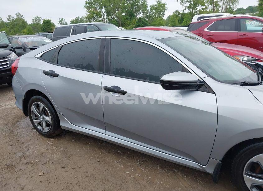 Photo 14 of 2019 Honda Civic LX (VIN 2HGFC2F6XKH519274)