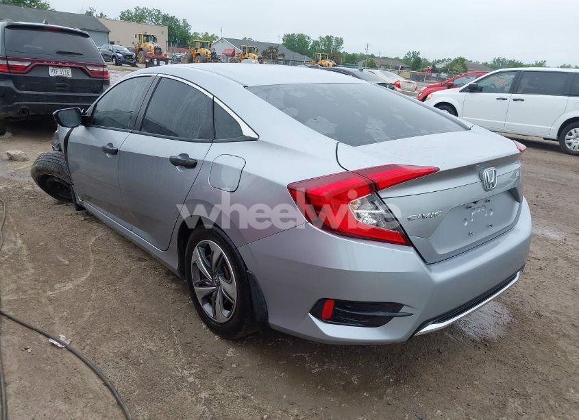 Photo 3 of 2019 Honda Civic LX (VIN 2HGFC2F6XKH519274)
