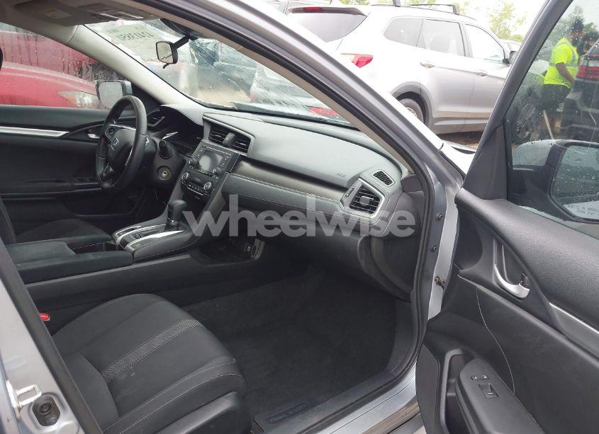 Photo 5 of 2019 Honda Civic LX (VIN 2HGFC2F6XKH519274)