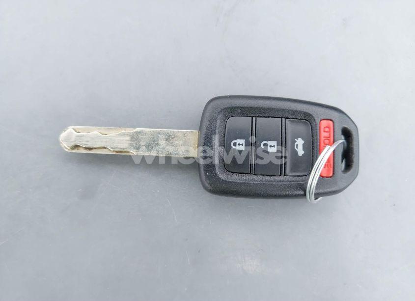 Photo 11 of 2019 Honda Civic LX (VIN 2HGFC2F6XKH525382)