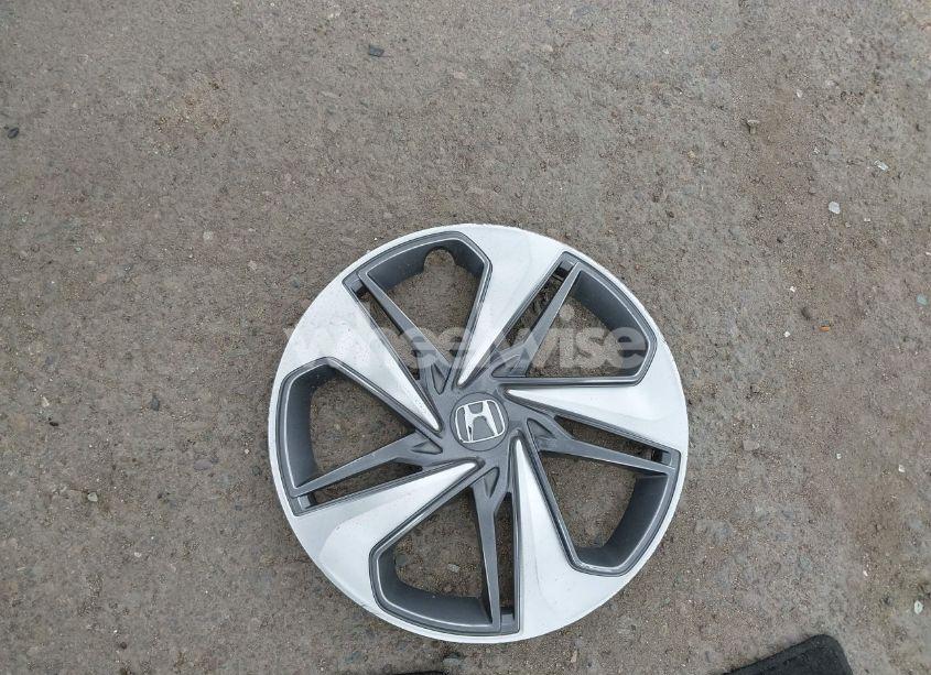 Photo 12 of 2019 Honda Civic LX (VIN 2HGFC2F6XKH525382)